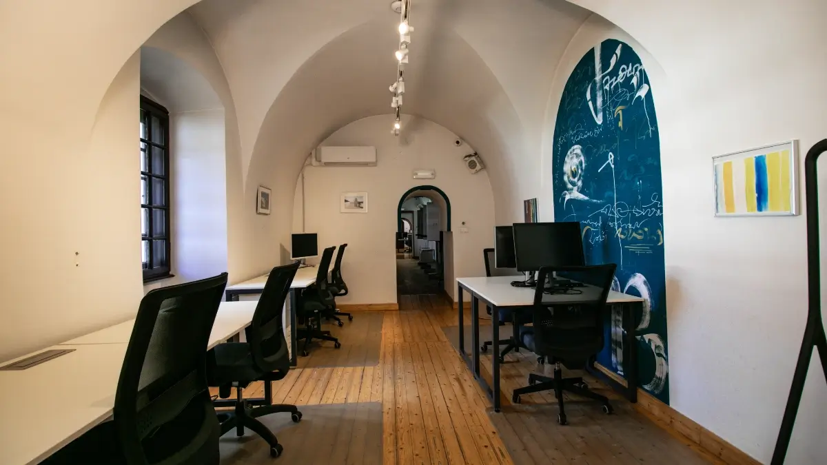 Nyugodt és változatos munkakörnyezet a szegedi Door Office coworking irodáiban